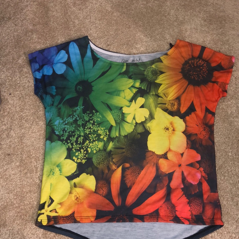 Aeropostale rainbow flower t-shirt